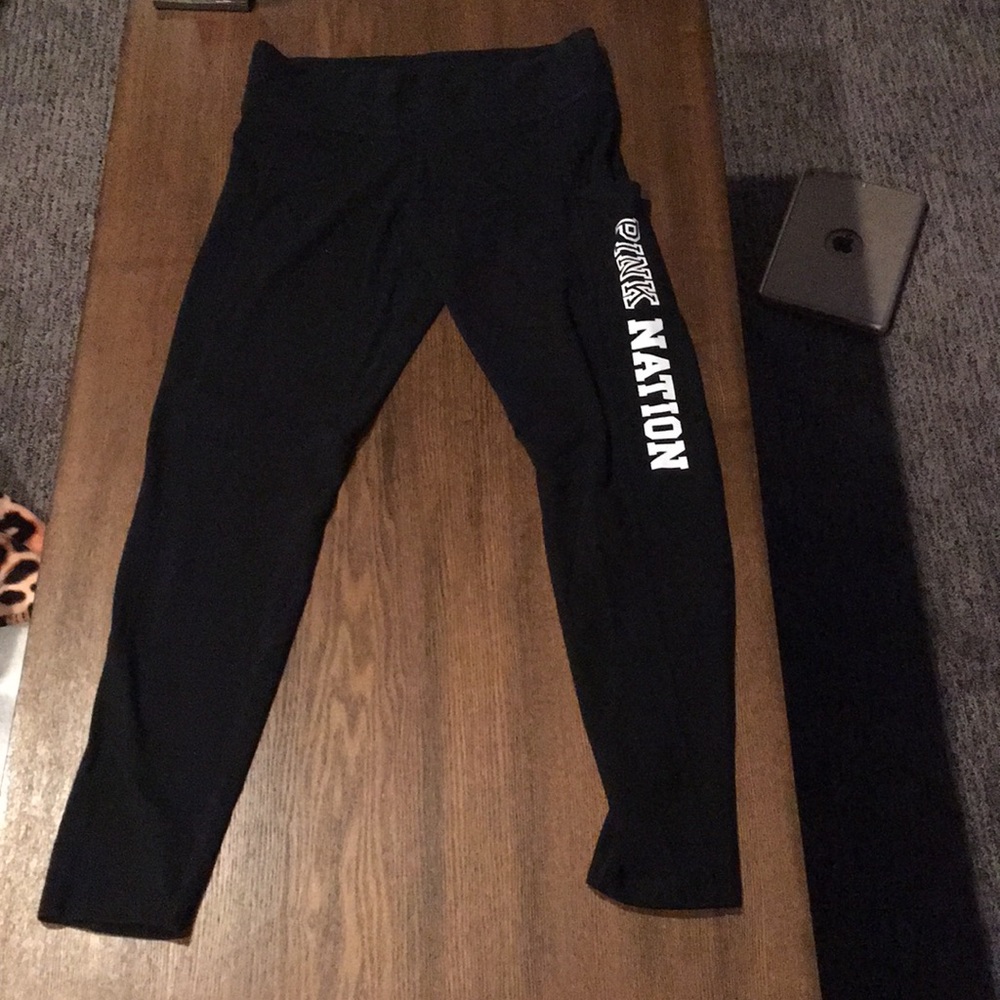 VS Pink Nation yoga leggings ❗️Final price drop❗️